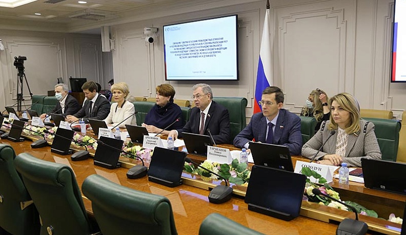 Анатолий Артамонов: «Один из приоритетов государственной политики - повышение финансовой самодостаточности региональных бюджетов»