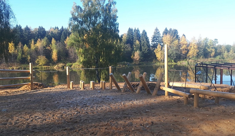 В Калужской области продолжают благоустраивать берег реки Страдаловка