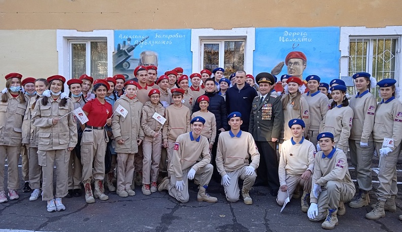 Олимпийский чемпион встретился с калужскими юнармейцами