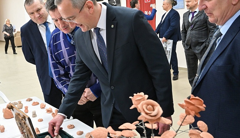 Владислав Шапша: «В 2023 году Ульяновский район сделал прорыв в развитии молочного животноводства» 