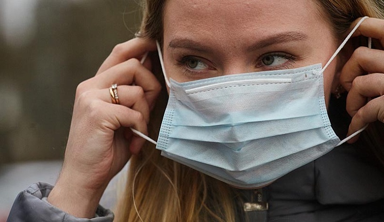 Владислав Шапша напомнил о строгом соблюдении масочного режима 