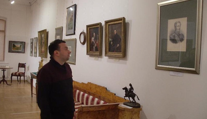 В Калужском музее изобразительных искусств работает выставка «Российская империя. Штрихи к портрету»