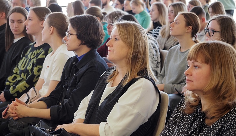 Молодая кровь для школ