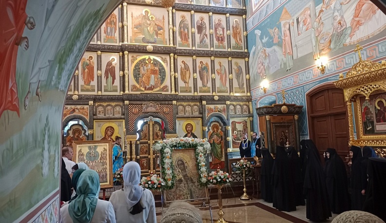 В Калуге православные верующие отмечают день памяти иконы Божией Матери «Калужская»