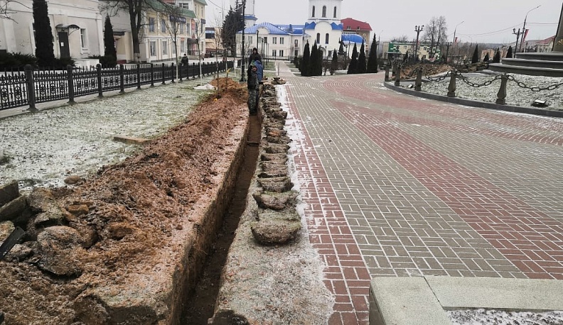 В Малоярославце в сквере у администрации установят фонари