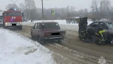 В Бабынинском округе автомобиль сбил пешехода
