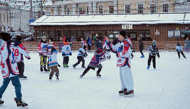 Каток на Старом торге в Калуге будет работать до 8 марта