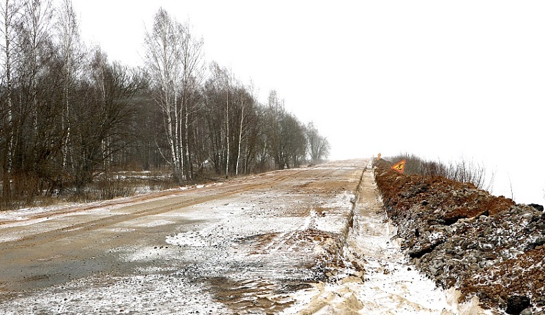 В Сухиничском районе начался ремонт Киевского шоссе