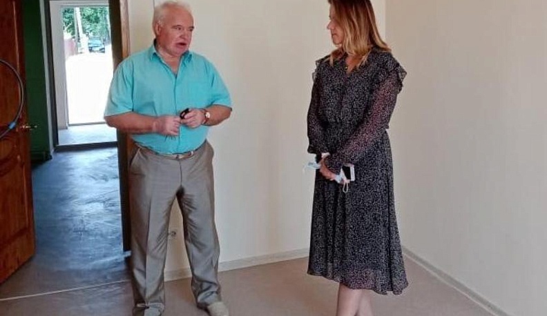 В Износках ремонтируют здание районного архива