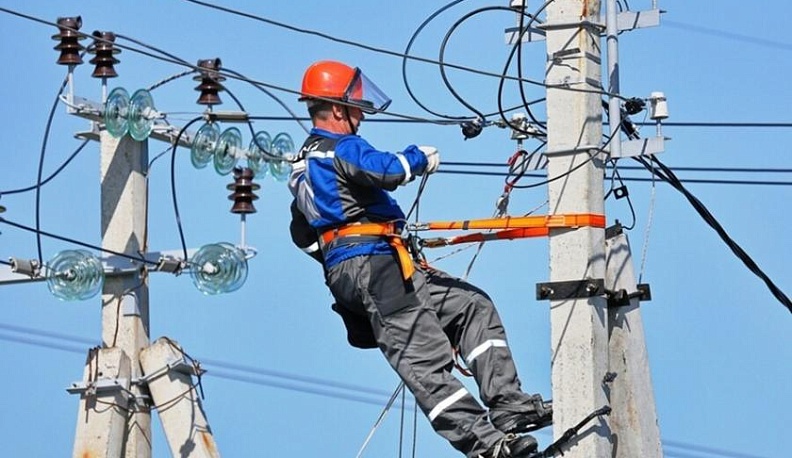 Восемь улиц и 16 пригородов Калуги 30 января останутся без электричества