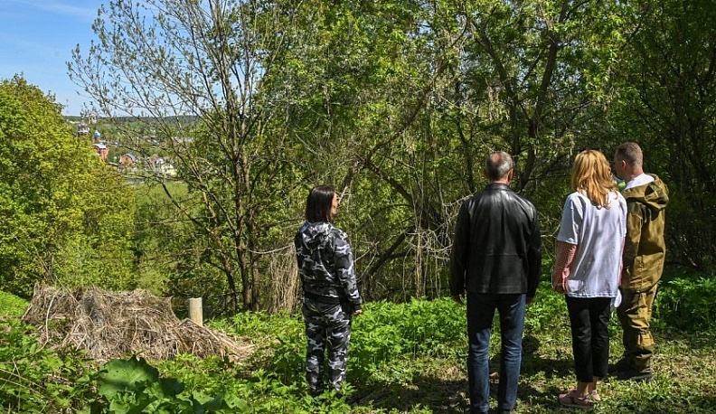 Владислав Шапша пообщался с реставраторами боровского «Дома с кружевами»