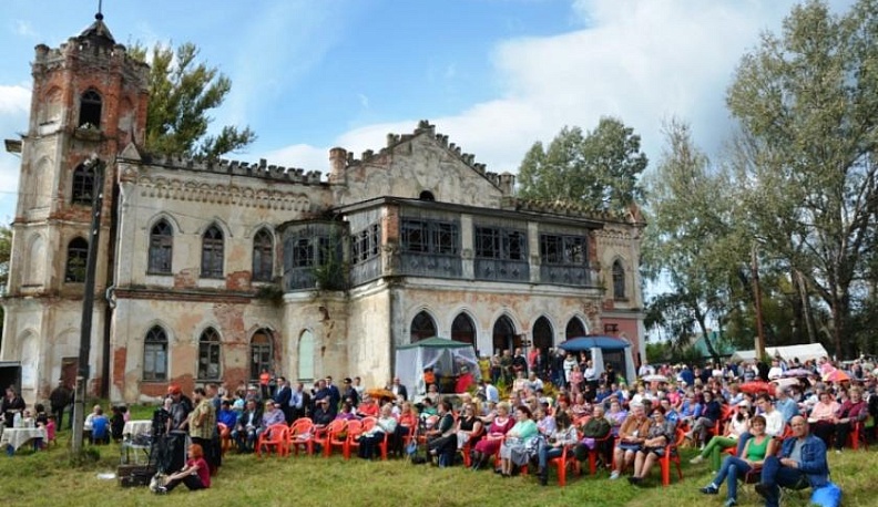 Авчурино: сцена времён