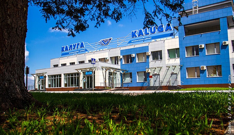 Цены на прямые рейсы Калуга-Санкт-Петербург снизили в два раза