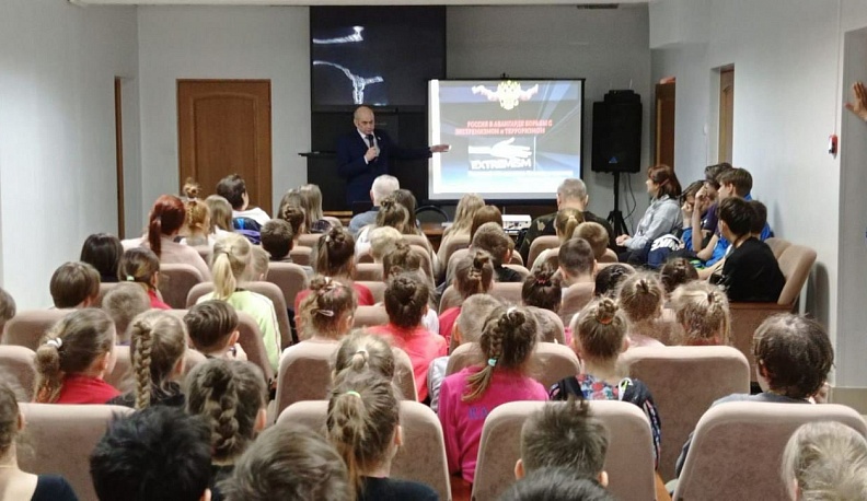 Сегодня отмечается годовщина учреждения общества «Знание»