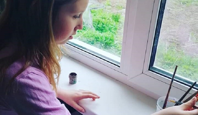 Мосальчане приняли участие в акции "Окно говорит: "Спасибо за Победу"