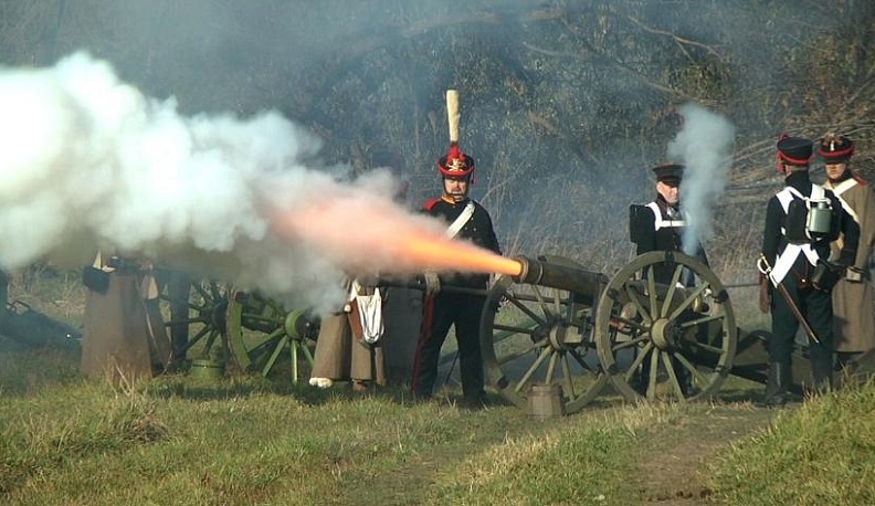 Отечество помнит героев