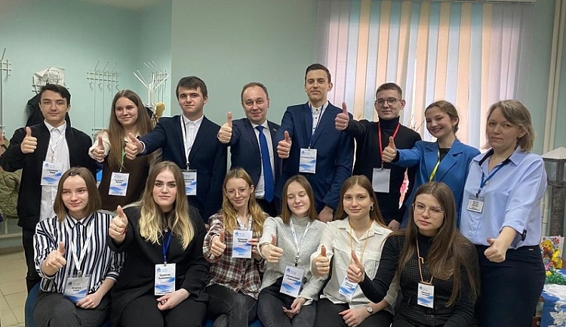 В День местного самоуправления калужские школьники смогли стать руководителями и депутатами