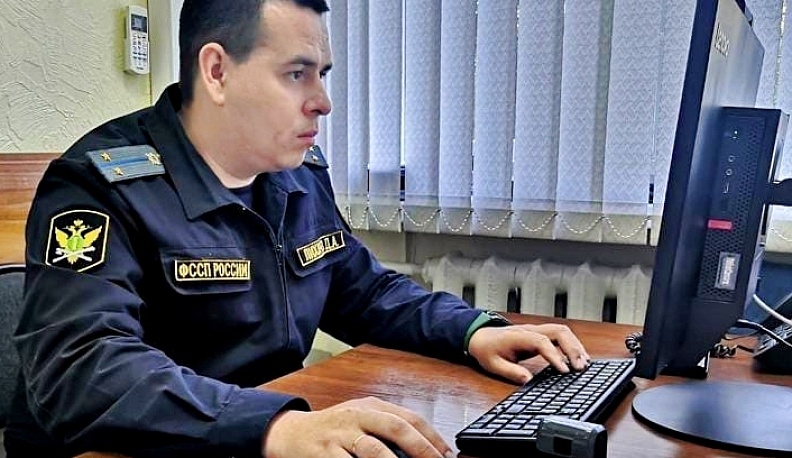 В Калуге приставы помогли мужчине вызволить машину у автомеханика