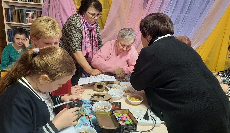 В Сухиничах библиотека на один вечер превратилась в «Книжный дворец»