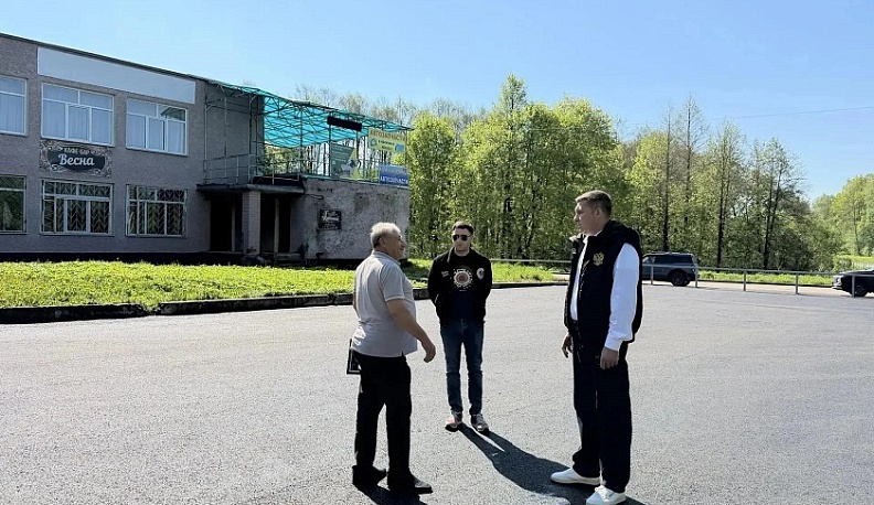 В Кудинове завершается благоустройство общественной территории