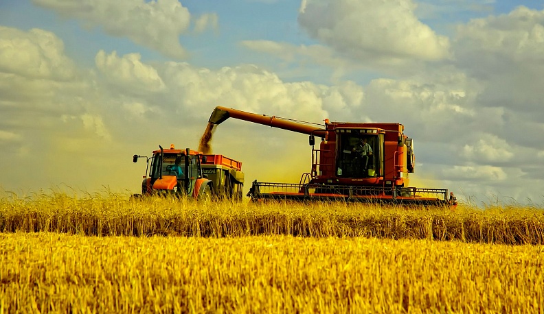 Владислав Шапша поздравил калужских аграриев с праздником