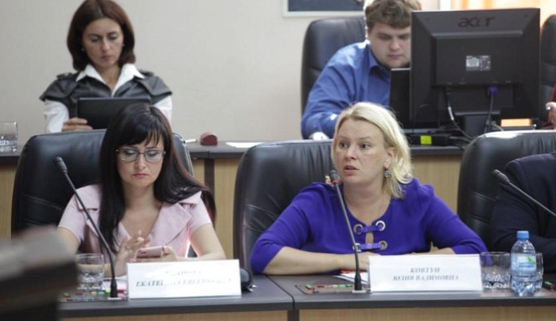 Новая высотка затмила свет жителям калужской пятиэтажки