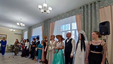 Калужан пригласили на литературные чтения с модным показом 