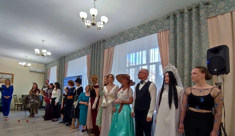 Калужан пригласили на литературные чтения с модным показом 