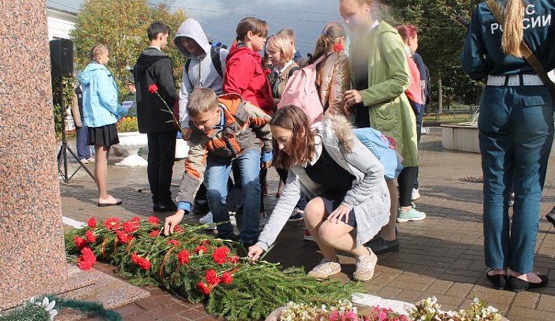 В Тарусе отметили 76-летие освобождения Калужской области от немецко-фашистских захватчиков