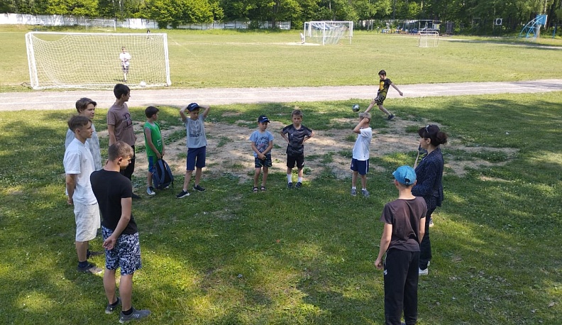 В Думиничском районе провели командообразующий тренинг для детей