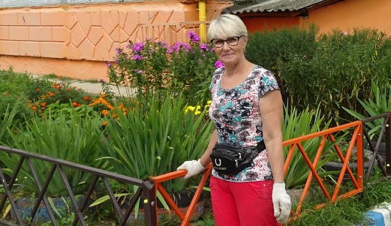 В Калуге звание лучшего дворника получила дирижер оркестра с красным дипломом