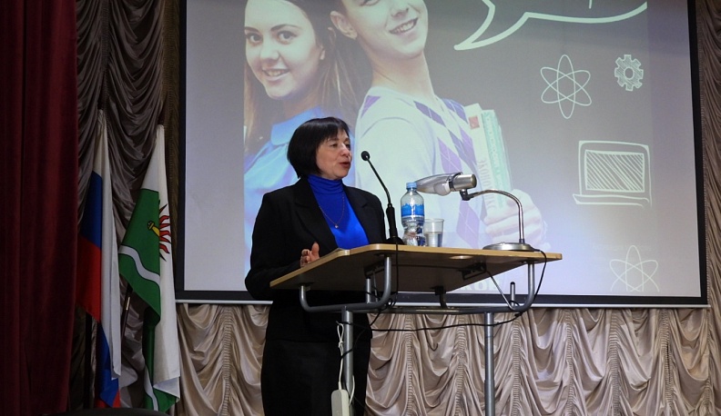 Износковским школьникам рассказали о сельскохозяйственных профессиях