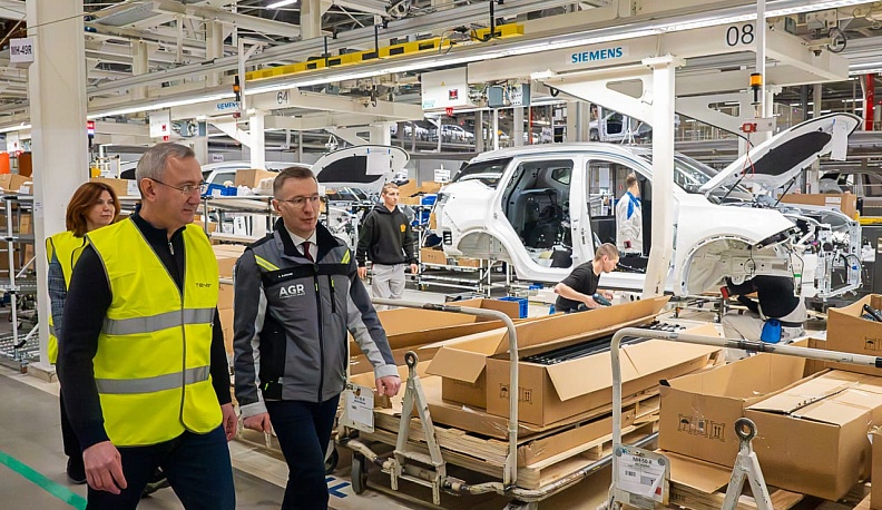 Завод «АГР Холдинг» планирует увеличить штат до пяти тысяч сотрудников