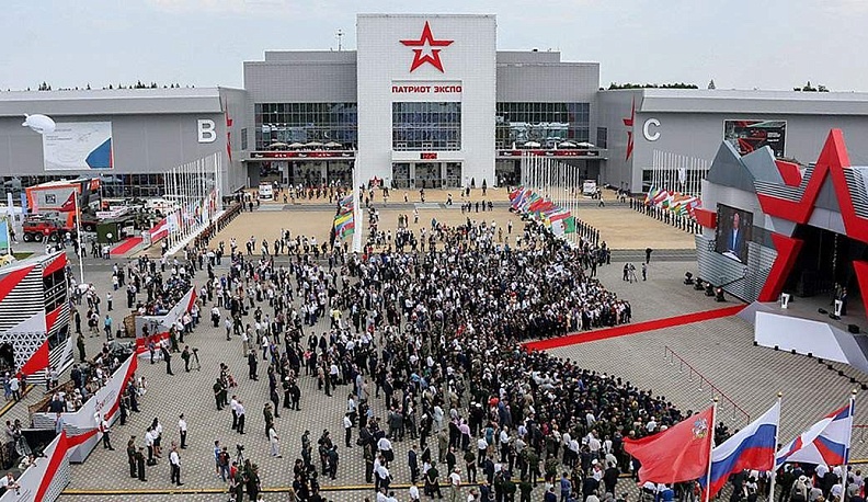 Снегоболотоход «Калужанин» произвел фурор на выставке «Армия-2023» 