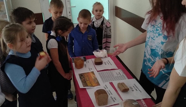 К акции «Блокадный хлеб» присоединился Тарусский район