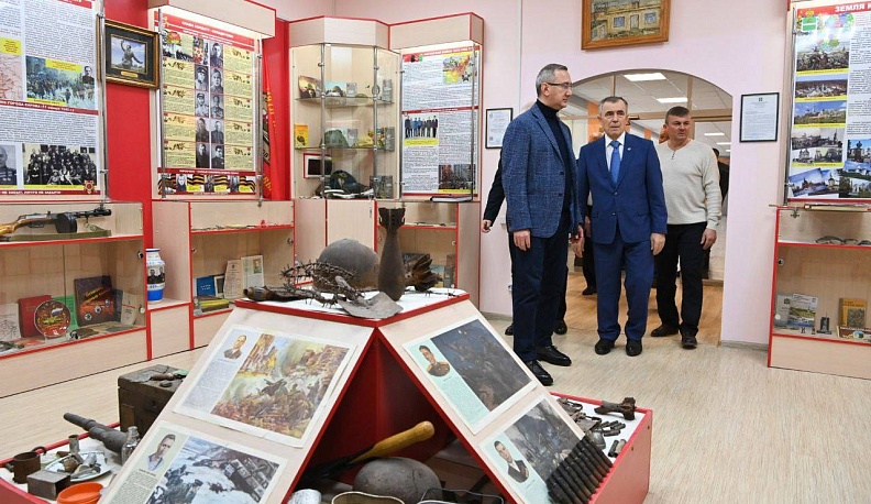  Владислав Шапша посетил кировскую школу №2