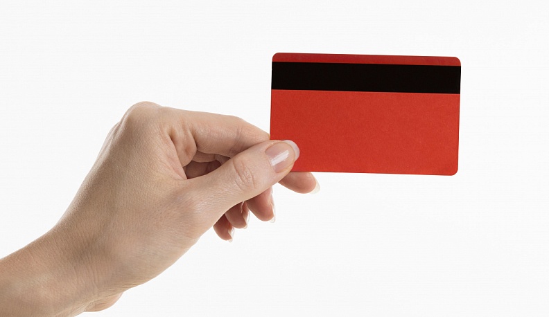 В Калуге мужчина присвоил более 40 тысяч рублей с карты приятеля