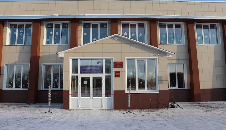 В Мещовском районе после капремонта открылся Дом культуры