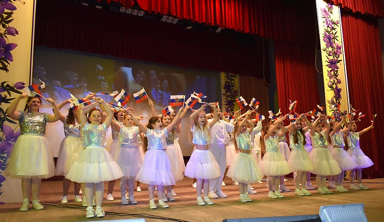 В Кирове 24 года звенит «Колокольчик»