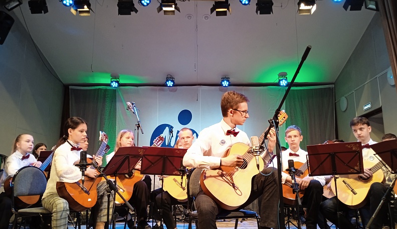 В Калуге стартовал XIII областной открытый детский фестиваль «Мир гитары»