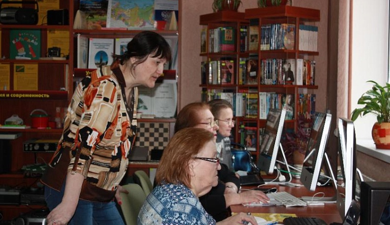 Общество "Знание" повышает цифровую грамотность пожилых калужан
