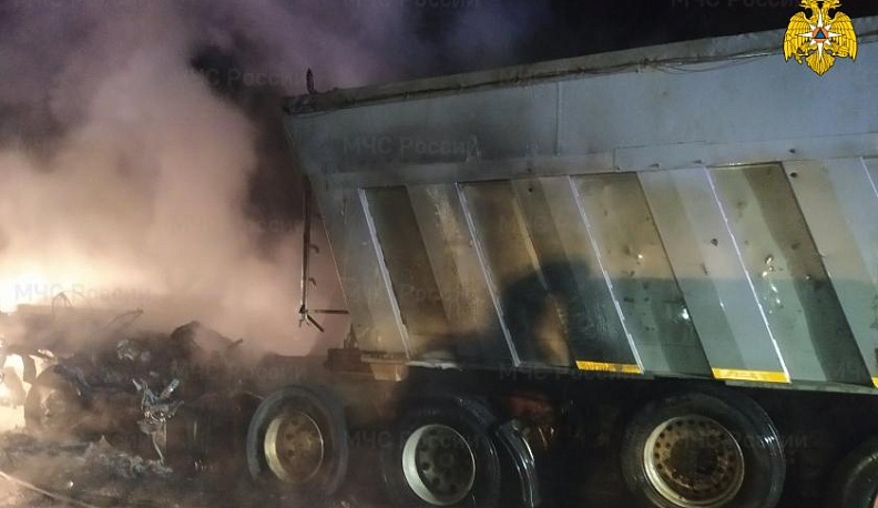  В Калужской области ночью на трассе сгорел грузовик