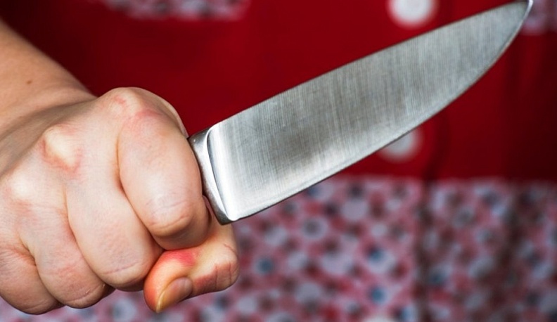 Жительница Боровского района решила конфликт с мужем поножовщиной