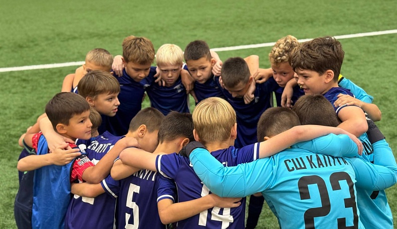 В Калуге проходит первый детский футбольный турнир