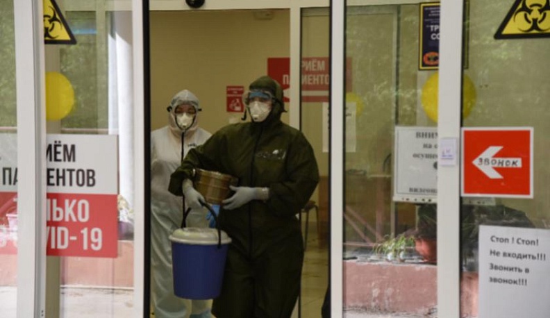 За доплатами медикам Калужского региона, работающим с COVID-19, будет следить рабочая группа