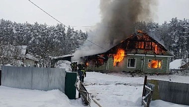 В Кондрове пожар полностью уничтожил жилой дом