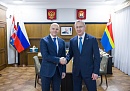 Владислав Шапша встретился с губернатором Калининградской области Алексеем Беспрóзванных
