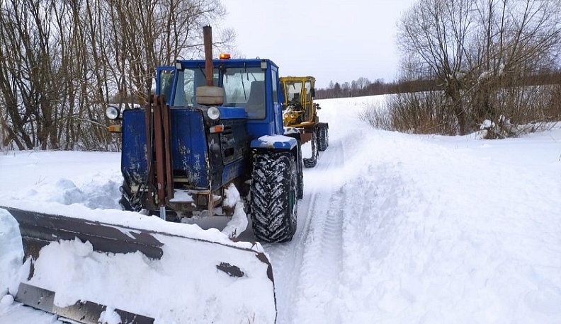 Обратившихся в соцсети жителей мещовской деревни спасли из снежного плена