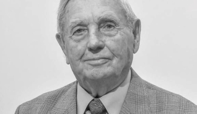 Депутаты областного парламента выразили соболезнования в связи с кончиной Ивана Андрианова