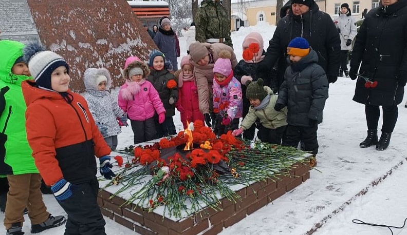 В Медыни прошел митинг ко Дню освобождения от немецко-фашистских захватчиков